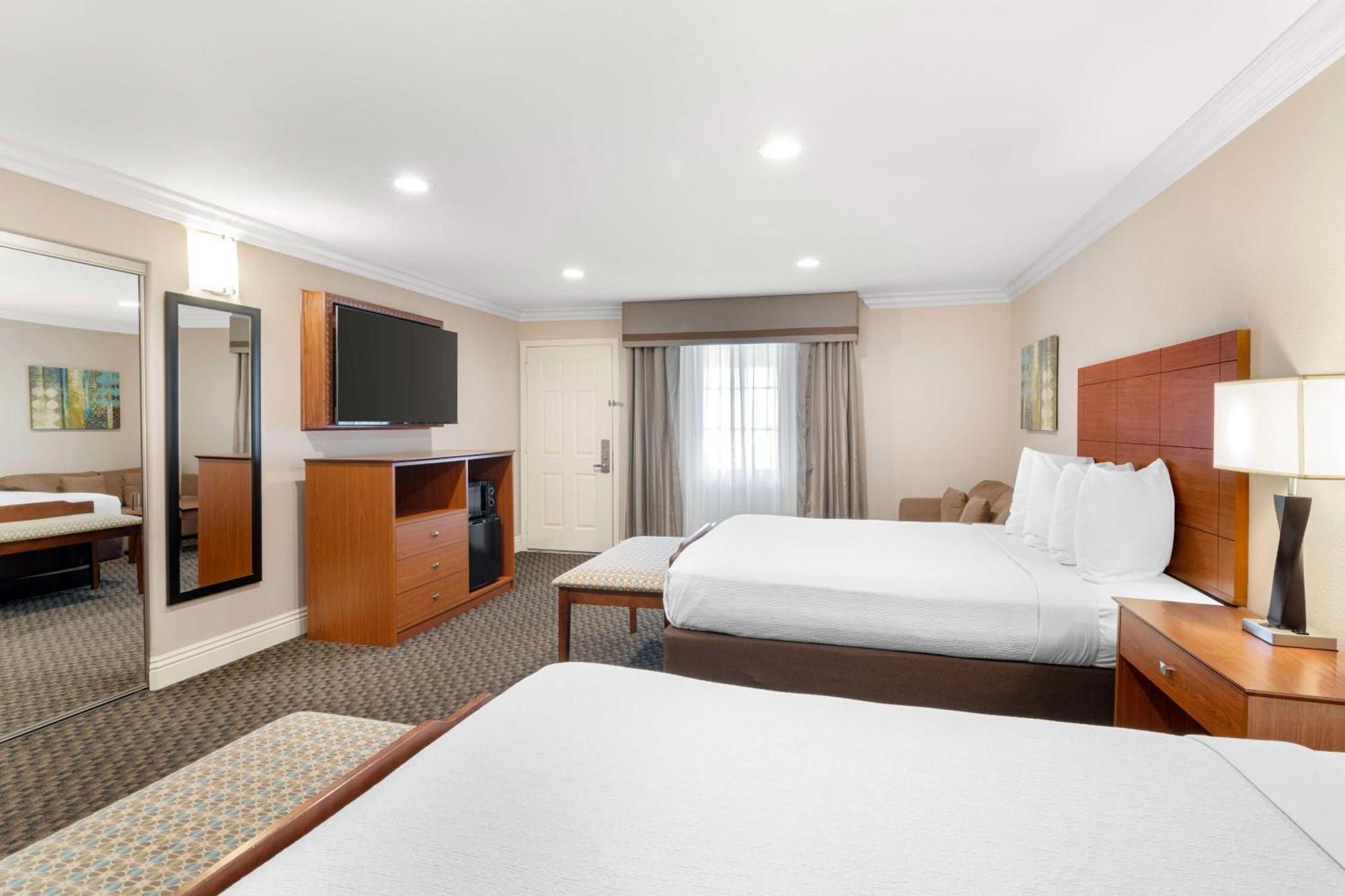 Best Western Oxnard Inn Экстерьер фото