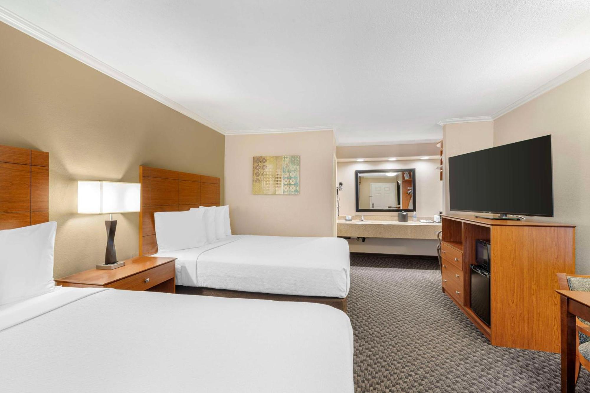 Best Western Oxnard Inn Экстерьер фото