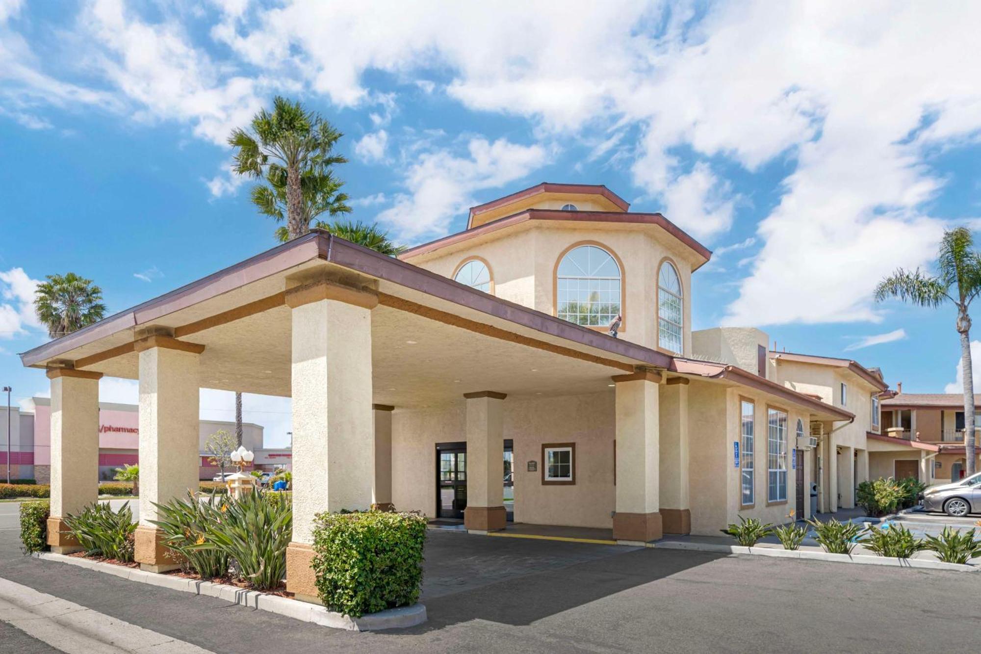 Best Western Oxnard Inn Экстерьер фото