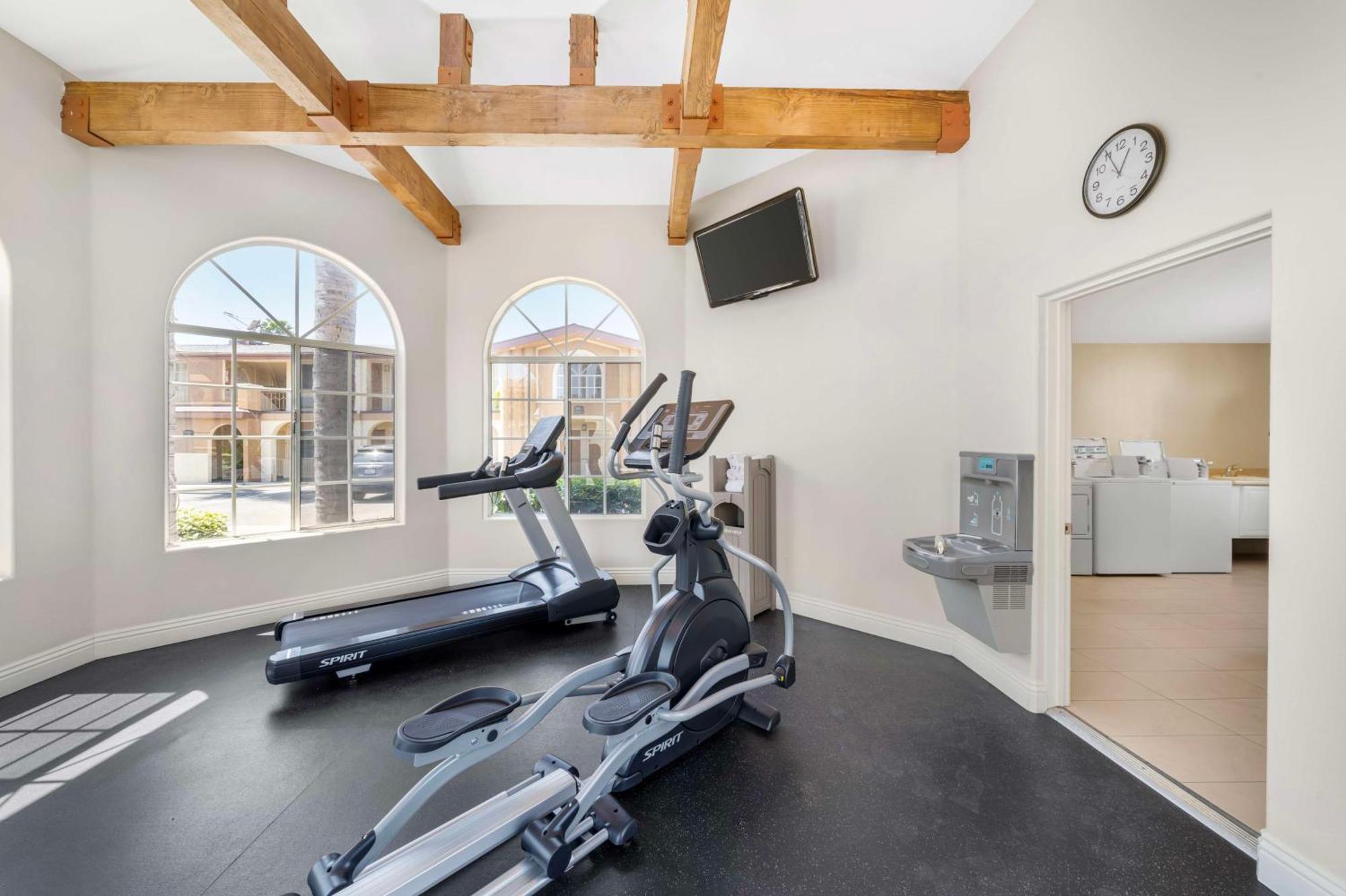 Best Western Oxnard Inn Экстерьер фото